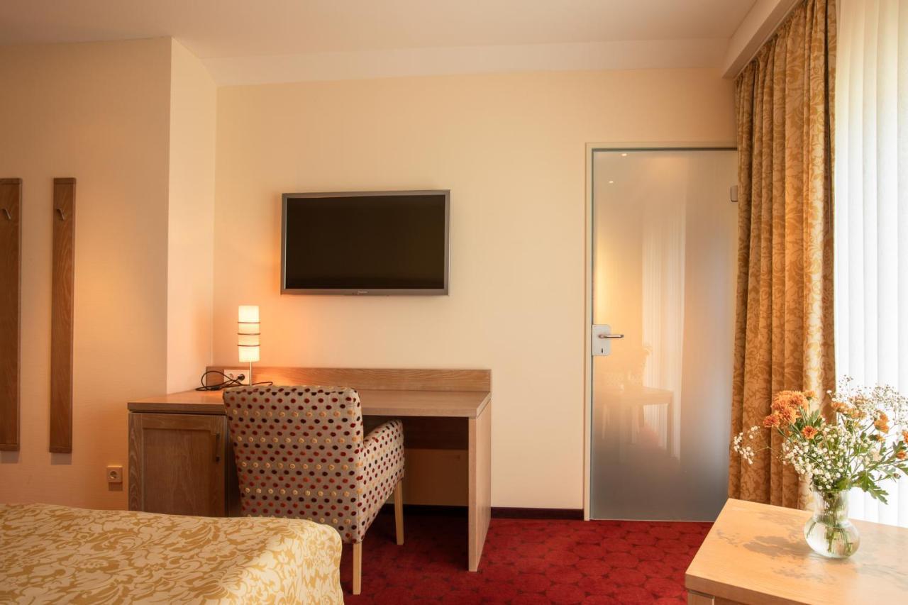 Hotel Waldesrand Herford Exterior photo